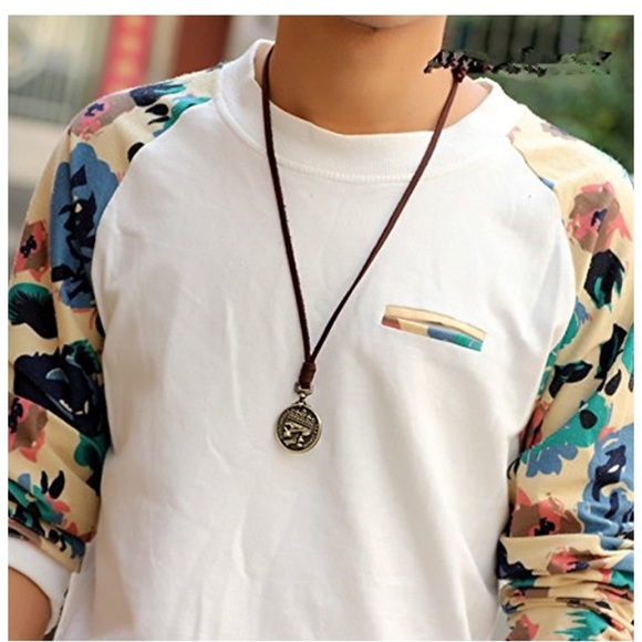 Classic Coin Brown Genuine Leather Pendant - Picture 7 of 11